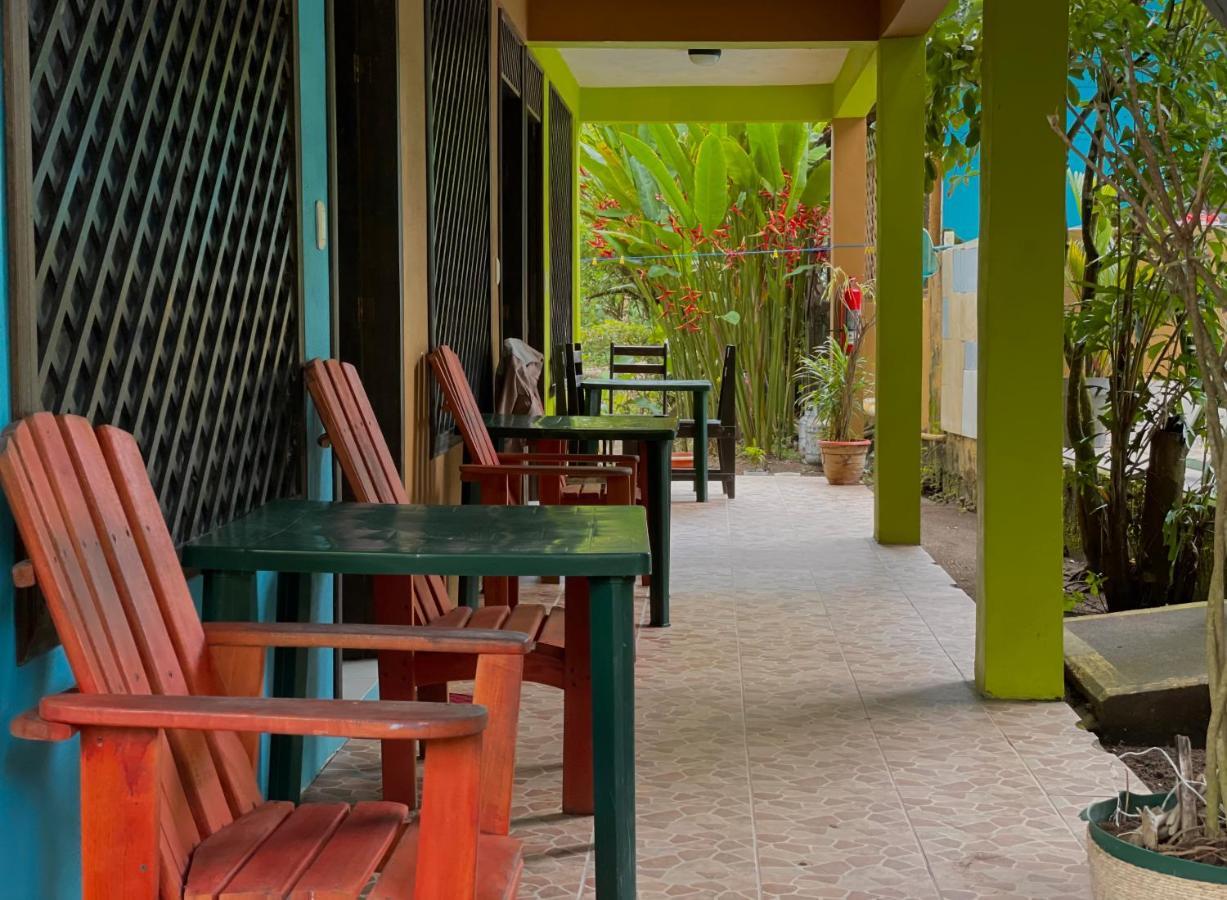 Los Amigos Jungle Hotel Тортугеро Экстерьер фото